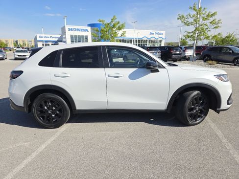 Certified 2023 Honda HR-V Sport image 20