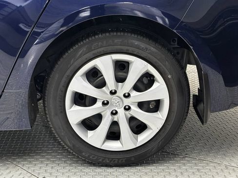 Used 2023 Toyota Corolla LE w/ Carpet Mat Package (TMS) FWD image 6