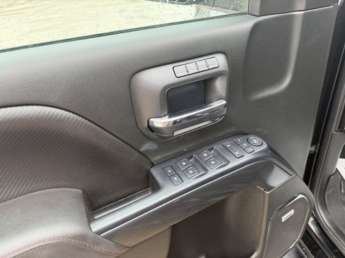 Used 2017 GMC Sierra 1500 SLT AWD/4WD image 4