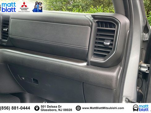 Used 2024 Chevrolet Silverado 3500 LT image 18