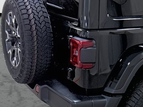 New 2025 Jeep Wrangler Sahara image 13