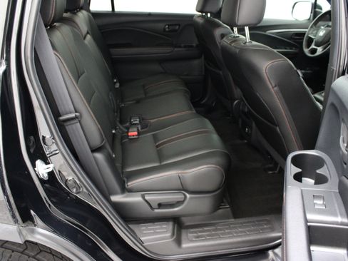 Used 2022 Honda Passport TrailSport image 36