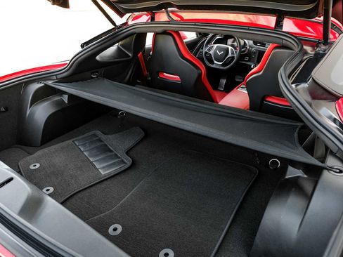 Used 2017 Chevrolet Corvette Stingray Coupe w/ 2LT Preferred Equipment Group image 47