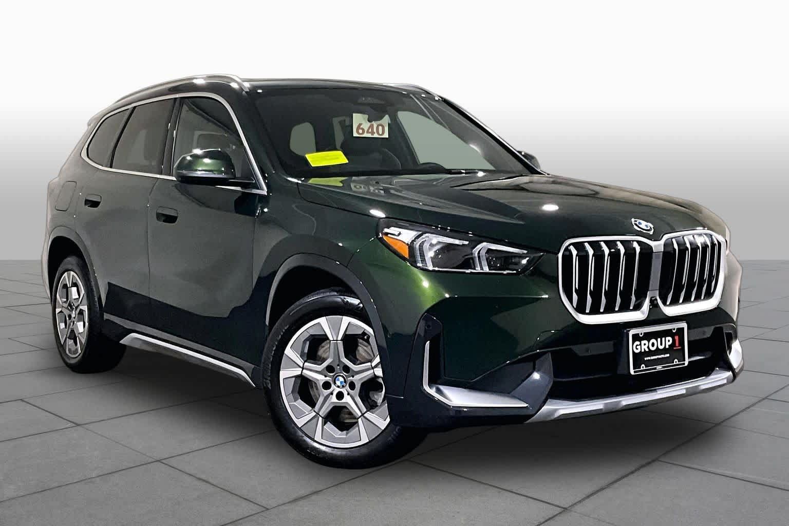 Used 2025 BMW X1 xDrive28i w/ Premium Package AWD/4WD image 2