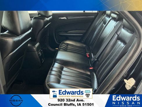 Used 2023 Chrysler 300 S RWD image 11