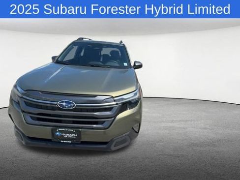 Used 2025 Subaru Forester Limited w/ Protection Package (1PH) AWD/4WD image 5