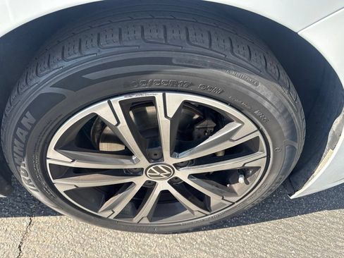 Used 2022 Volkswagen Jetta Sport w/ IQ.Drive Package FWD image 8