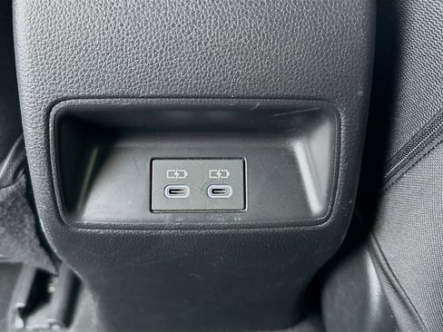 Used 2025 Toyota Corolla SE FWD image 16