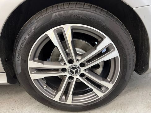 Used 2021 Mercedes-Benz E 350 4MATIC Sedan image 30