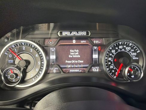 Used 2022 RAM 1500 Big Horn AWD/4WD image 28