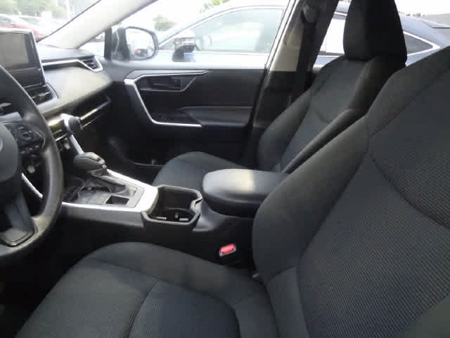 Certified 2025 Toyota RAV4 LE AWD/4WD image 7