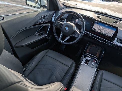 Used 2023 BMW X1 xDrive28i image 9