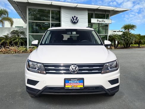 Used 2021 Volkswagen Tiguan S image 2