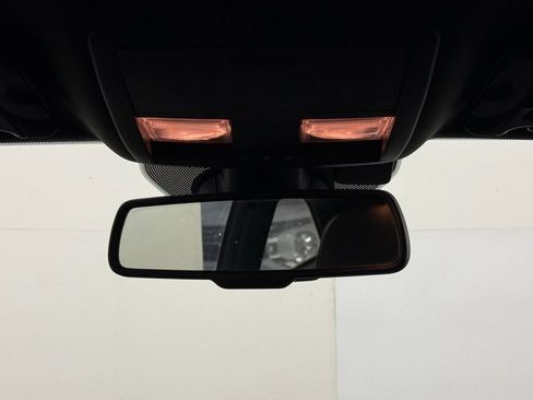 Used 2022 Dodge Challenger R/T RWD image 24
