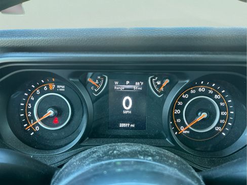 Certified 2025 Jeep Gladiator Sport AWD/4WD image 26