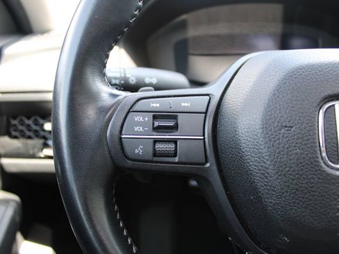 Certified 2025 Honda Accord EX-L image 18