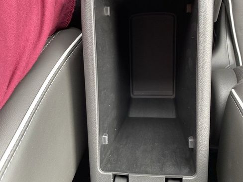 Used 2024 Buick Encore GX Avenir w/ Avenir Technology Package image 35