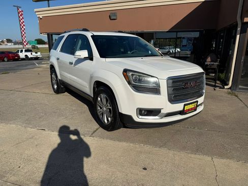 Used 2015 GMC Acadia SLT w/ Open Road Package FWD image 3
