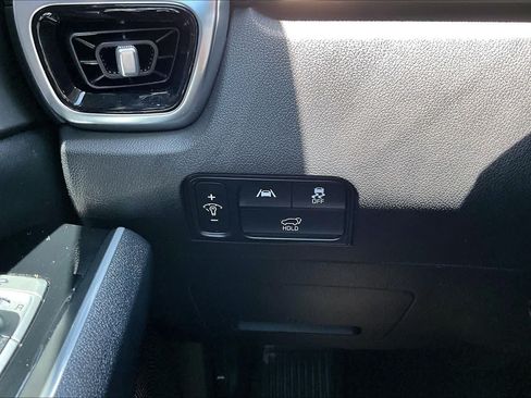 Used 2023 Kia Sorento SX AWD/4WD image 34