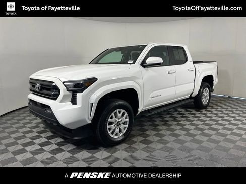 Used 2025 Toyota Tacoma SR5 w/ SR5 Upgrade Package AWD/4WD image 1