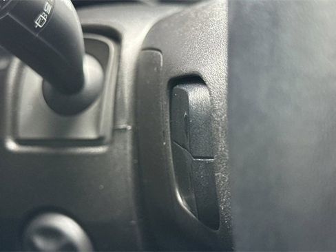 Used 2022 Chevrolet Tahoe Z71 w/ Z71 Off-Road Package image 39