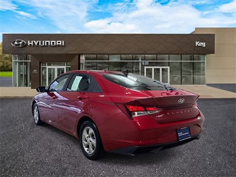 Certified 2023 Hyundai Elantra SE w/ Cargo Package image 26