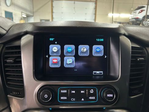 Used 2017 Chevrolet Tahoe LS AWD/4WD image 25