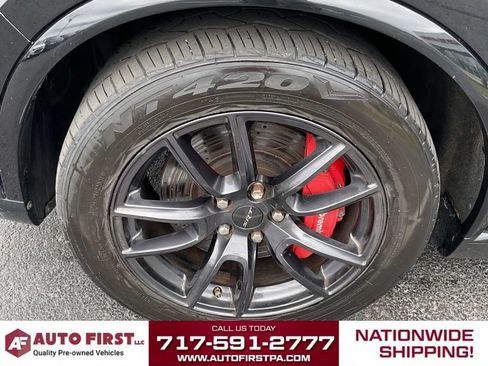 Used 2018 Dodge Durango SRT w/ SRT Interior Appearance Group AWD/4WD image 28