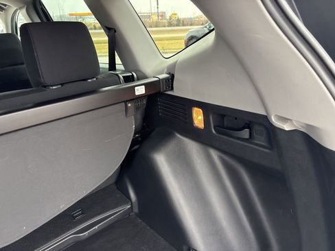 Used 2017 Honda CR-V EX image 8