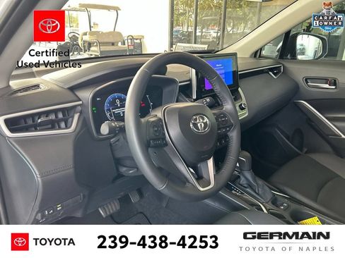 Certified 2025 Toyota Corolla Cross XLE w/ Convenience Package FWD image 12