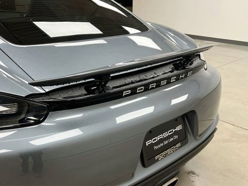 Certified 2025 Porsche 718 Cayman RWD image 33