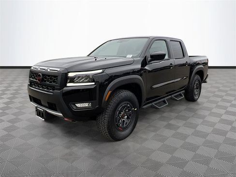 New 2026 Nissan Frontier PRO-4X image 3