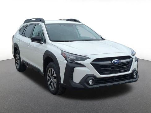 Used 2023 Subaru Outback Premium AWD/4WD image 8