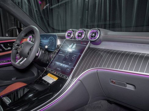 New 2026 Mercedes-Benz GLC 300 image 15