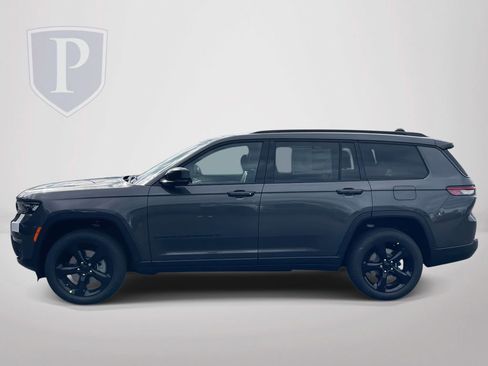 New 2025 Jeep Grand Cherokee L Limited w/ Luxury Tech Group II image 5