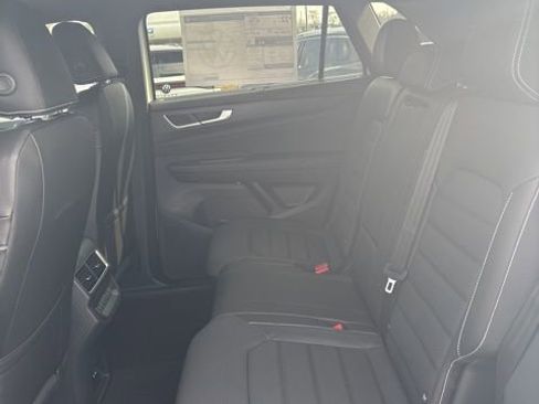 New 2026 Volkswagen Atlas Cross Sport SEL R-Line AWD/4WD image 29
