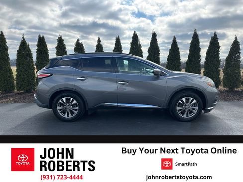 Used 2018 Nissan Murano SV image 1