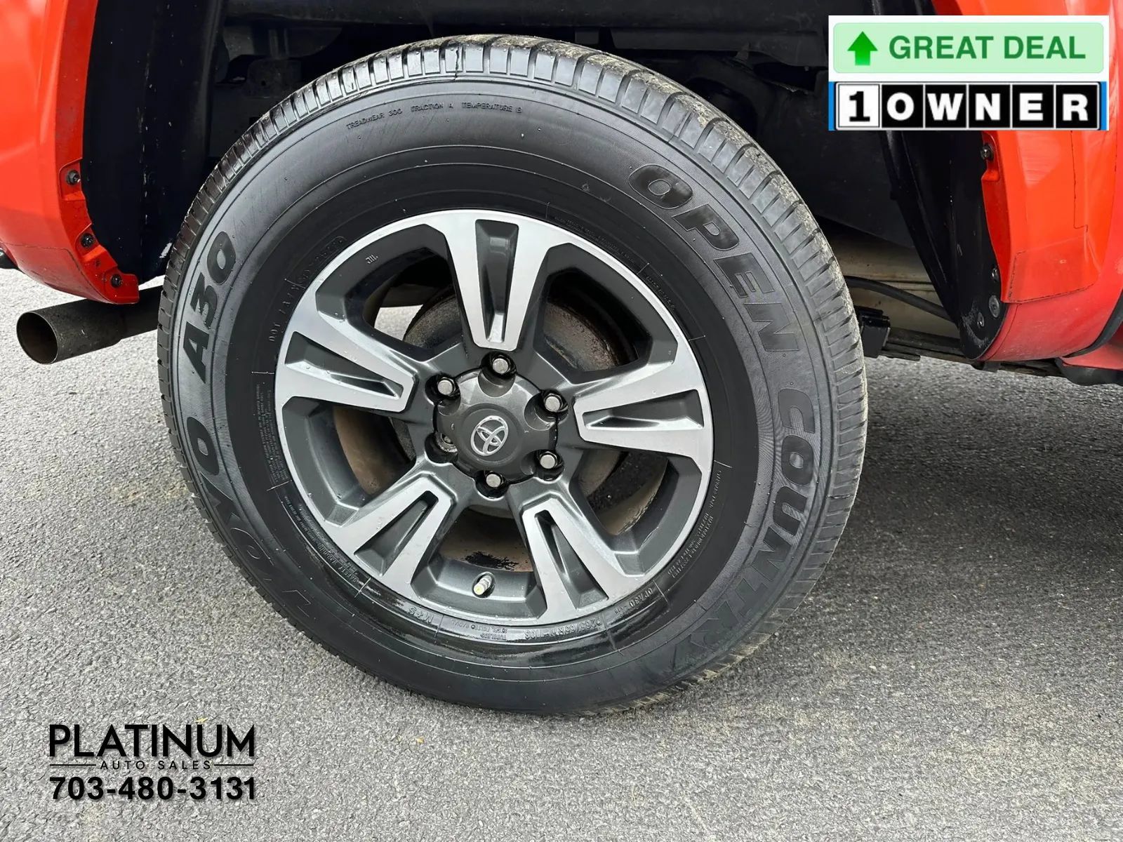 Used 2018 Toyota Tacoma TRD Sport AWD/4WD image 22