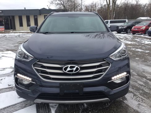 Used 2017 Hyundai Santa Fe Sport image 3
