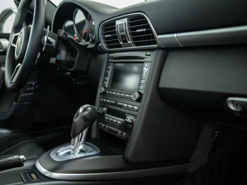 Used 2009 Porsche 911 Carrera S RWD image 30