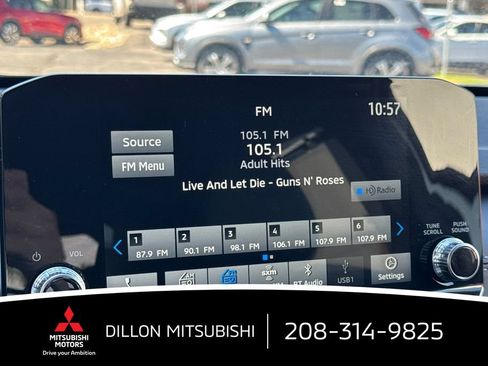 Used 2024 Mitsubishi Outlander SEL AWD/4WD image 19