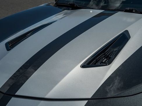 Used 2018 Chevrolet Camaro SS RWD image 13