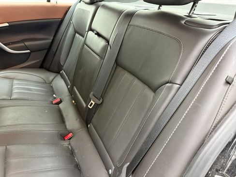 Used 2016 Buick Regal image 9