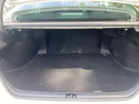Used 2023 Toyota Camry SE FWD image 29