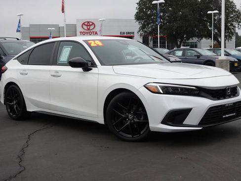 Used 2024 Honda Civic Sport image 7