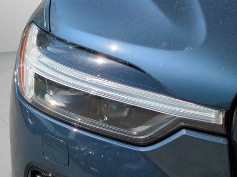 New 2026 Volvo XC60 B5 Ultra w/ Climate Package image 28