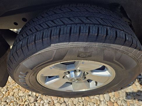 Used 2004 Toyota 4Runner Sport AWD/4WD image 20
