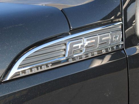 Used 2013 Ford F350 Lariat w/ Lariat Interior Pkg image 53