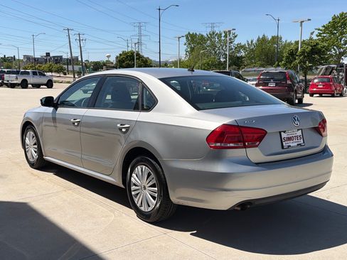 Used 2014 Volkswagen Passat 1.8T FWD image 6