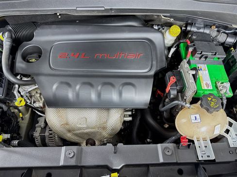 Used 2016 Jeep Renegade Trailhawk w/ Premium Trailhawk Package image 33